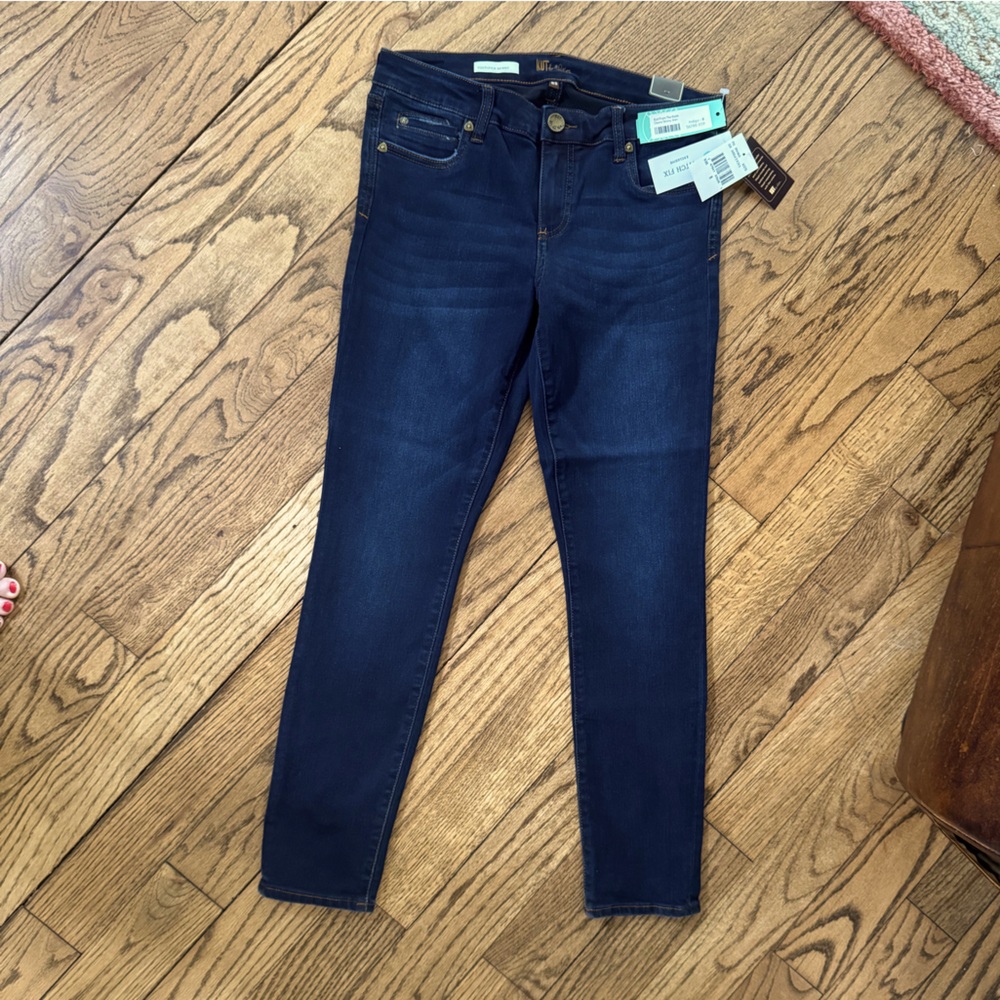 NWT - Kut from the Kloth - Dayna Skinny Jeans - Size 8